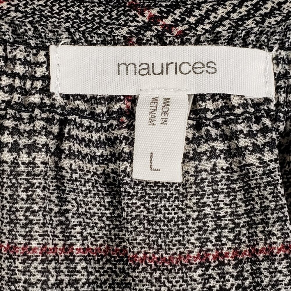 Maurices Women’s Large Plaid V-Neck Button Front Blouse Long Sleeve - Picture 7 of 11